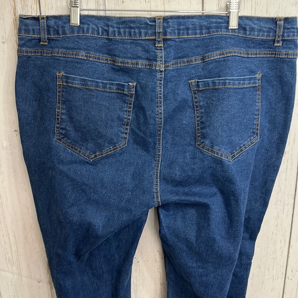 Mark Distressed Wide leg Hi Waist Crop Jeans Floral Decoration Size 20 - Picture 9 of 12